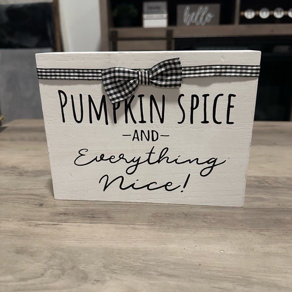 Fall Decor Sign - Picture 1 of 3
